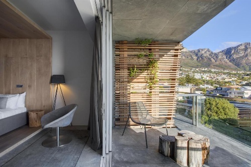 POD Camps Bay image 33